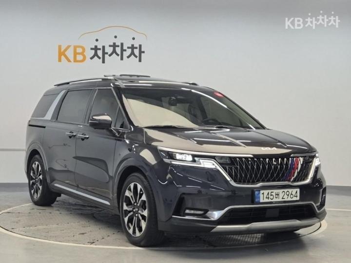 Kia Carnival D2.2 Signature 5