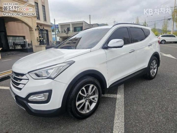 Hyundai Santa Fe DM R2.0 2WD PREMIUM Base Type 3