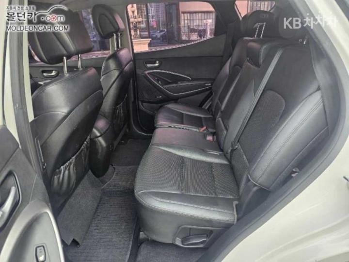 Hyundai Santa Fe DM R2.0 2WD PREMIUM Base Type 6