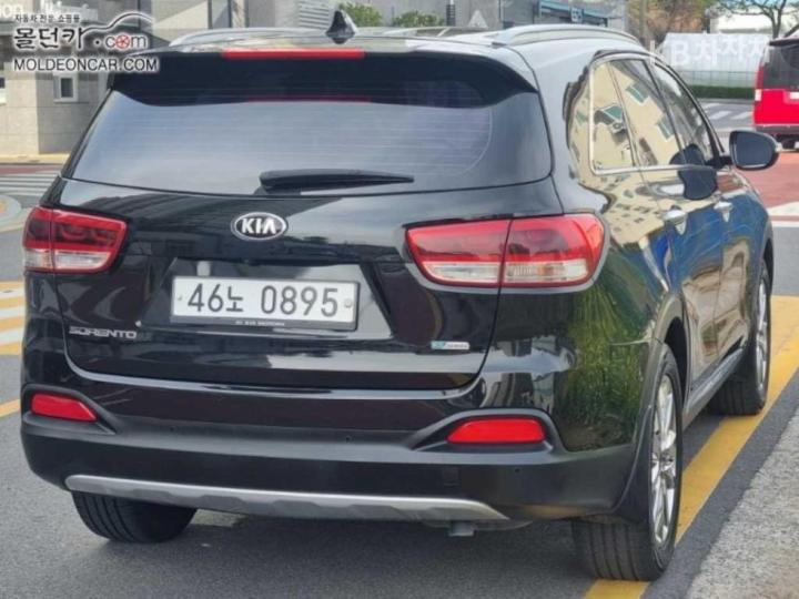 Kia Sorento Diesel 2.0 2WD Noblesse 5