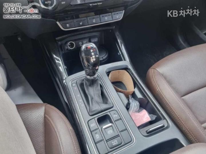 Kia Sorento Diesel 2.0 2WD Noblesse 7