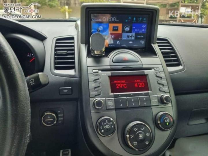 Kia Soul 1.6 2U Safety 9