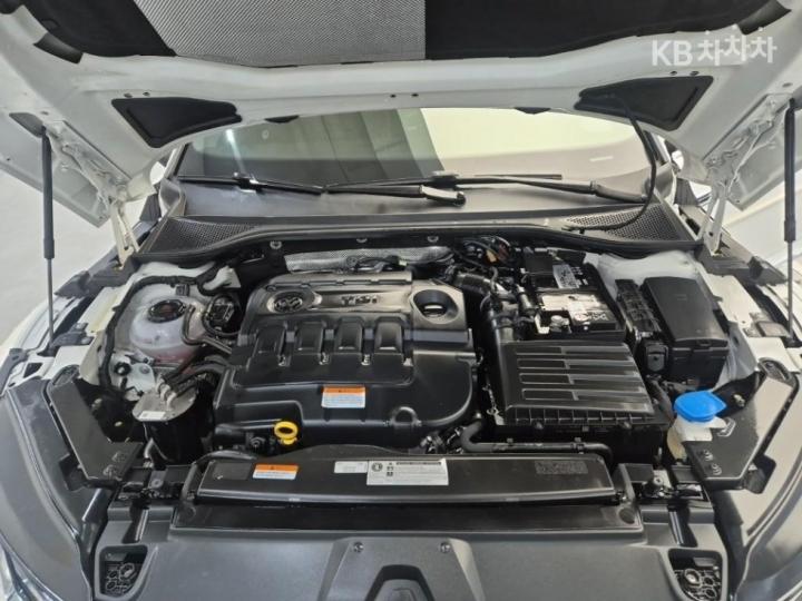 Volkswagen Arteon 2.0 TDI Prestige 6