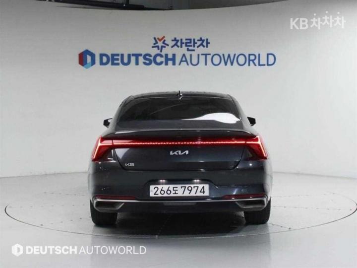 Kia K8 2.5 Gasoline Noblesse 5