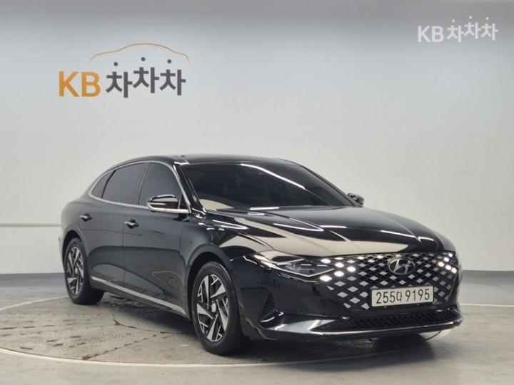 Hyundai Grandeur Hybrid 2.4 Exclusive 5