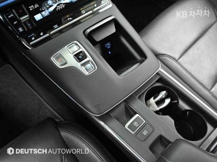 Hyundai Grandeur 2.5 LeBlanc 10