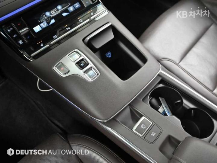 Hyundai Grandeur 2.5 Premium Choice 10