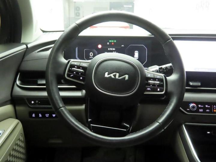 Kia Carnival G3.5 GDI Noblesse 8