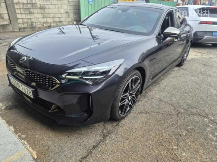 Kia Stinger Meister 2.5 Gasoline Turbo 4WD Masters 3