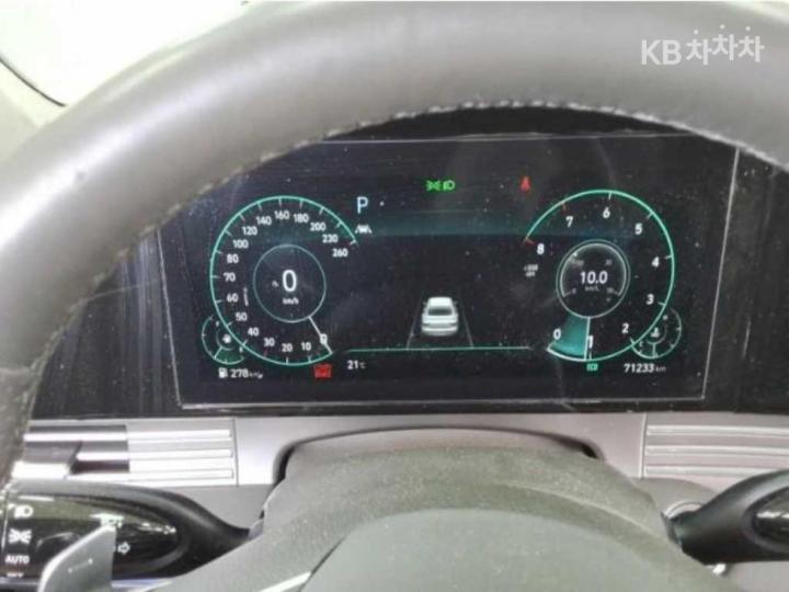 Hyundai Grandeur 3.3 Calligraphy 5