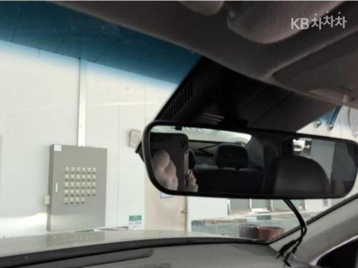 Hyundai Grandeur 3.3 Calligraphy 8