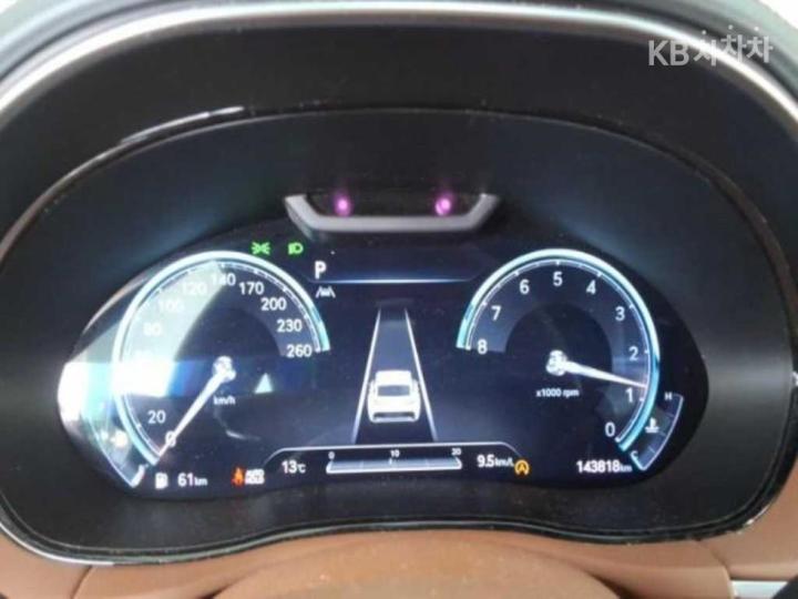 Genesis GV70 Gasoline 2.5T AWD 6