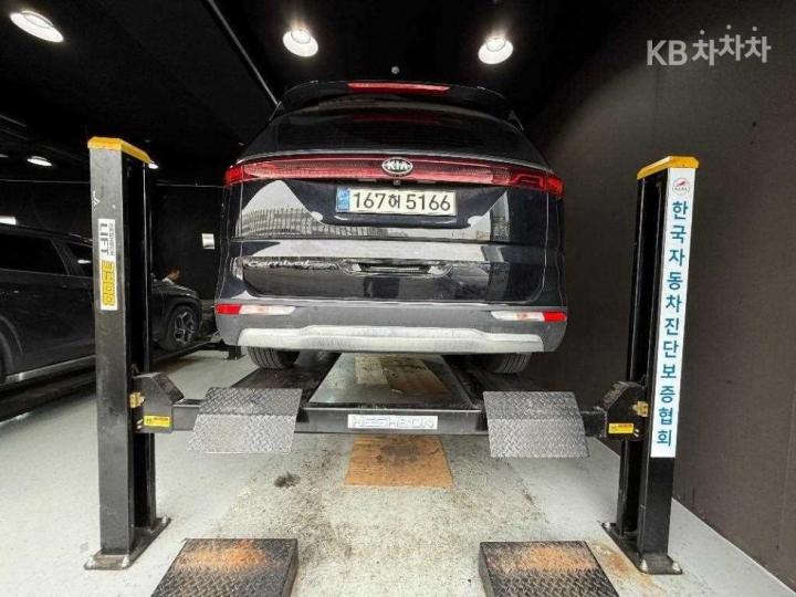 Kia Carnival D2.2 Noblesse 3