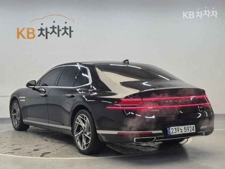 Genesis G90 RS4 3.5T AWD Base Type 3