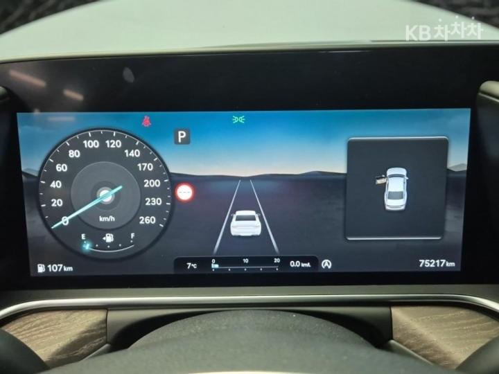 Genesis G90 RS4 3.5T AWD Base Type 7