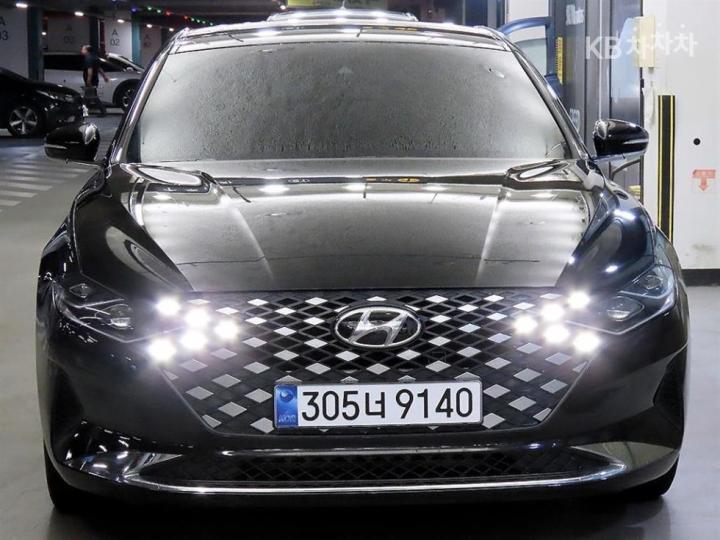 Hyundai Grandeur LPi 3.0 Exclusive 3