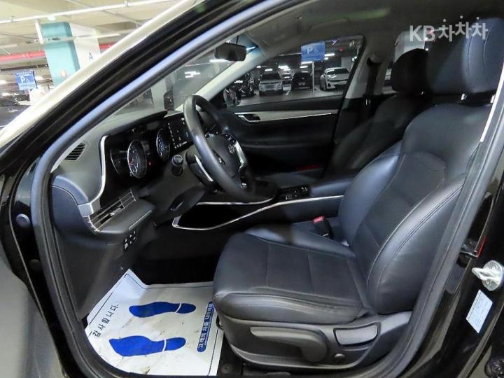 Hyundai Grandeur LPi 3.0 Exclusive 7