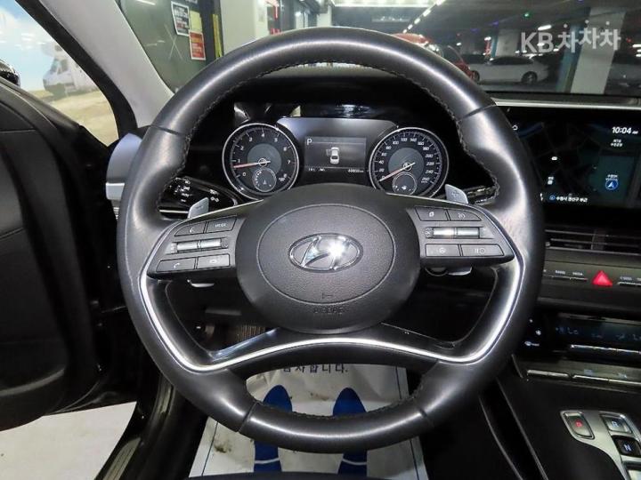 Hyundai Grandeur LPi 3.0 Exclusive 9