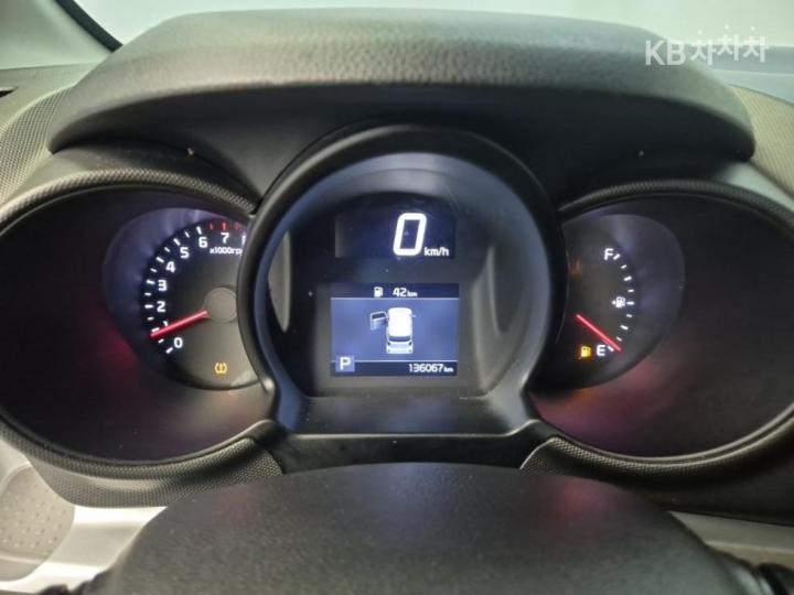 Kia Ray Van 1.0 Gasoline Van Prestige 7