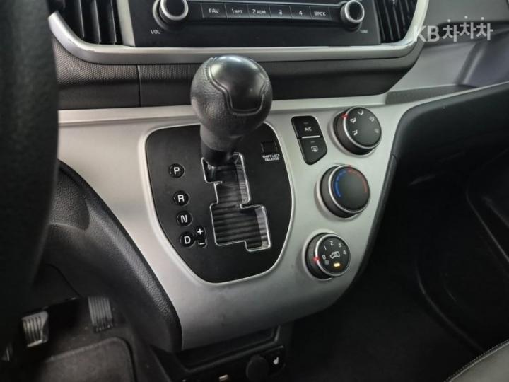 Kia Ray Van 1.0 Gasoline Van Prestige 9