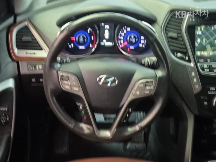 Hyundai Maxcruz Diesel e-VGT 2.2 2WD Exclusive Special 10