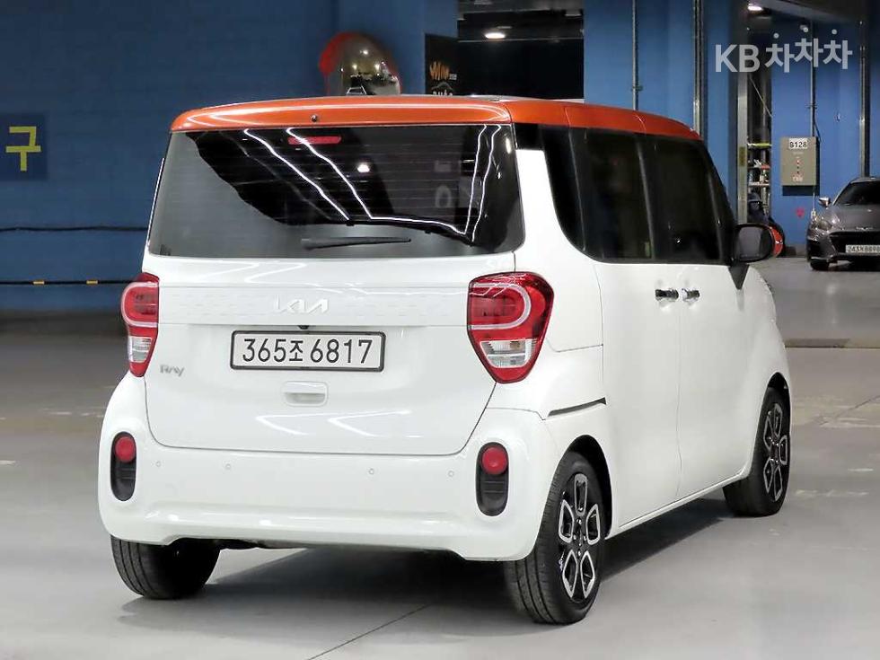 2022 - kia ray