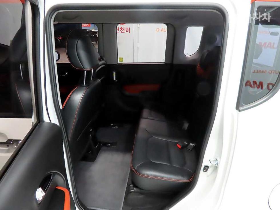 2022 - kia ray