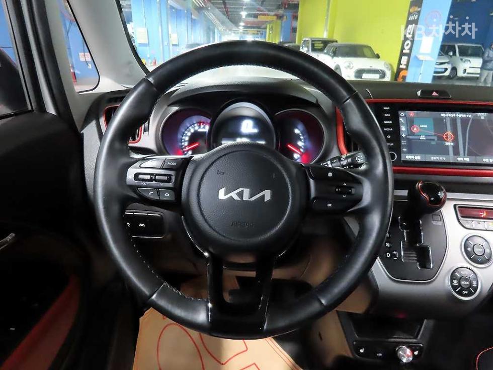 2022 - kia ray
