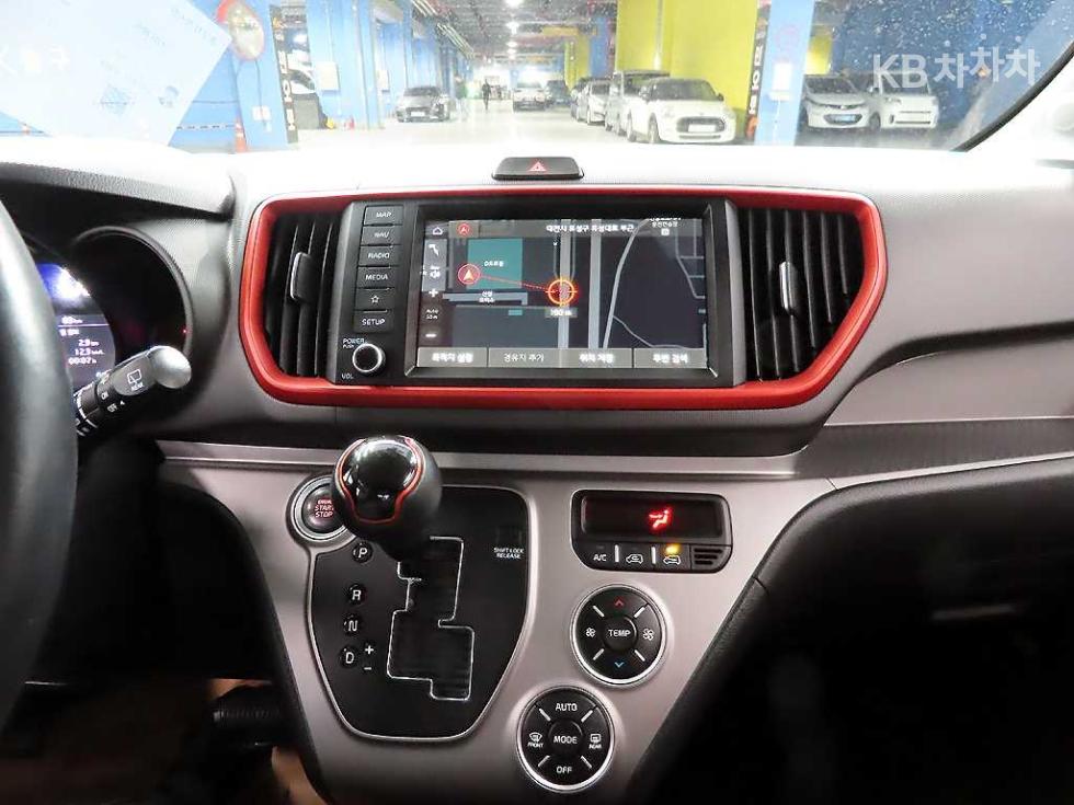 2022 - kia ray