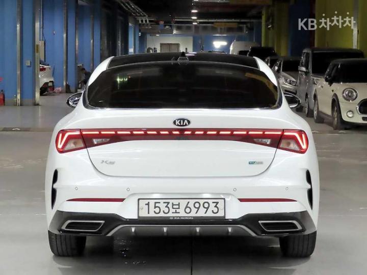 Kia K5 Hybrid 2.0 HEV Noblesse 4