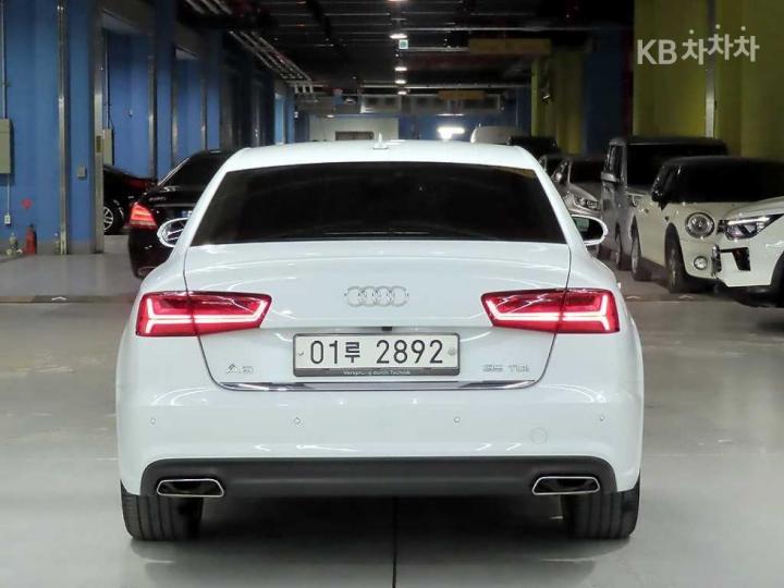 Audi A6 NEW 35 TDI Premium C7 4