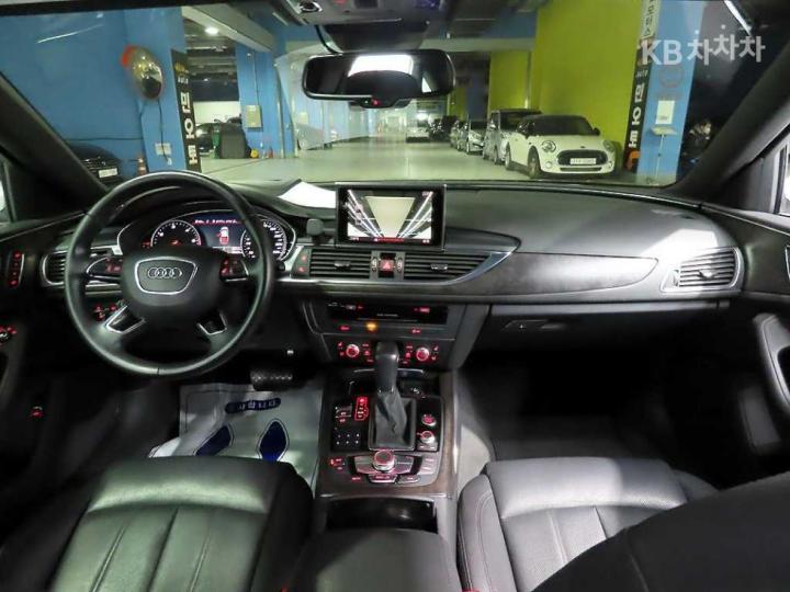 Audi A6 NEW 35 TDI Premium C7 6