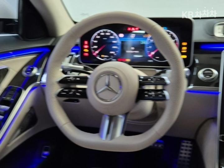 Mercedes-Benz S-Class W223 S500L 4Matic Base Type 10