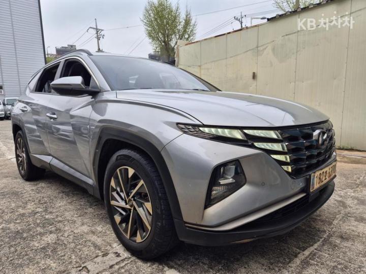 Hyundai Tucson The NX4 Diesel 2.0 4WD Premium 3