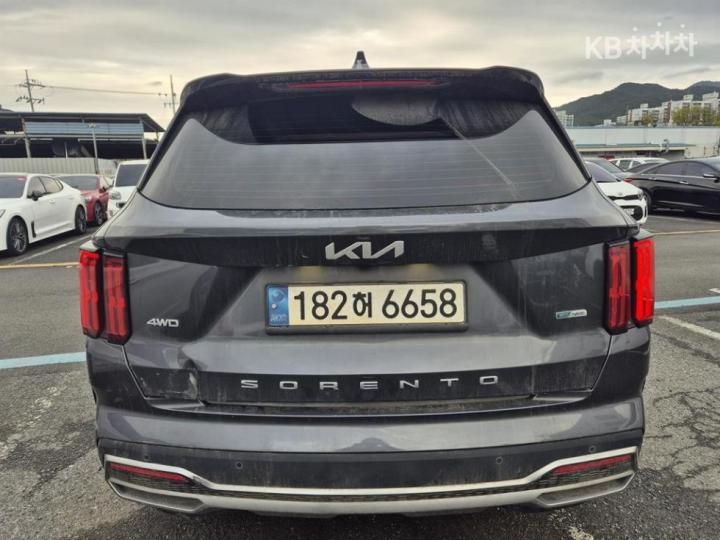 Kia Sorento Hybrid 1.6 HEV 4WD Prestige 5