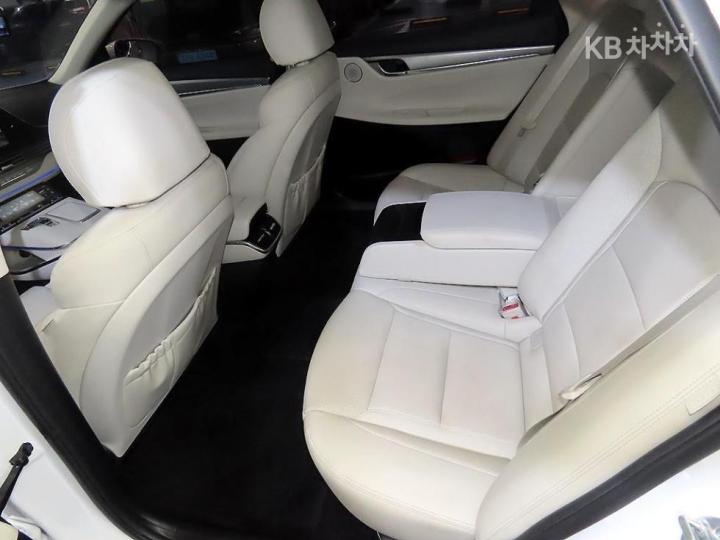 Hyundai Grandeur 2.5 LeBlanc 8