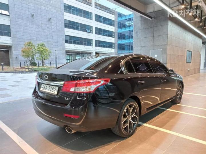 Renault SM5 New Platinum LE Base Type 4