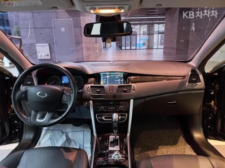 Renault SM5 New Platinum LE Base Type 7