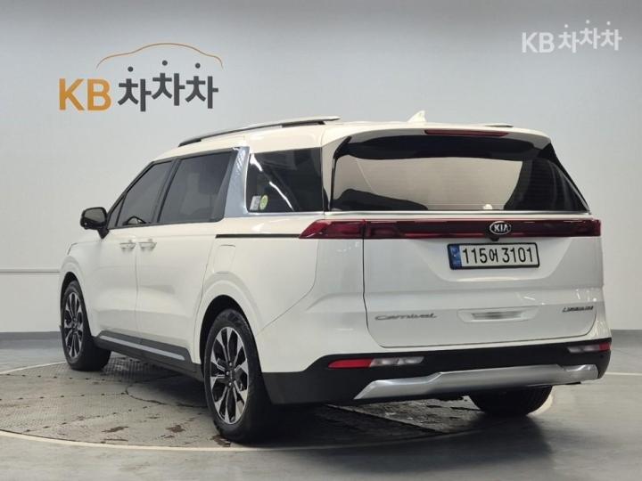 Kia Carnival G3.5 GDI Signature 3