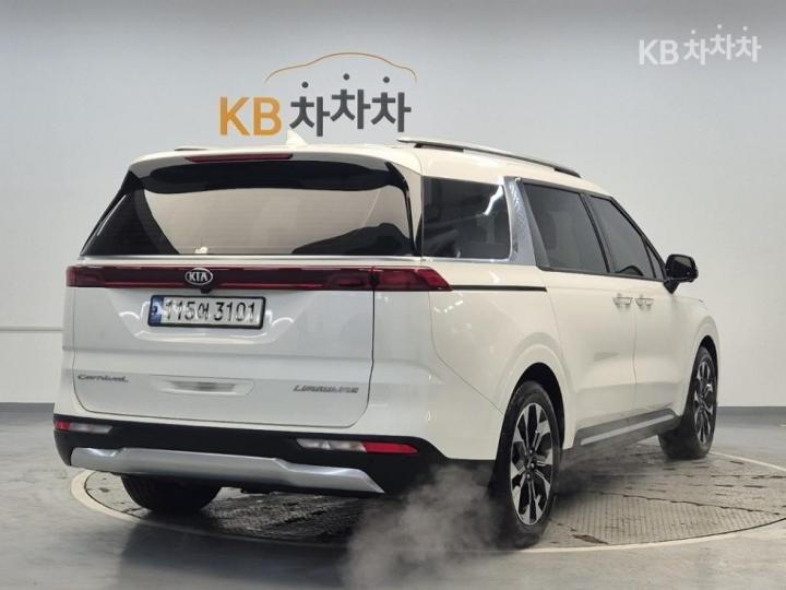Kia Carnival G3.5 GDI Signature 4