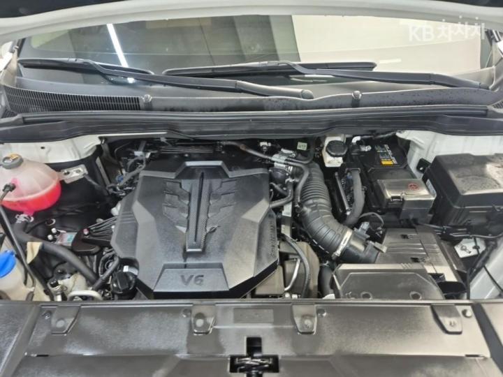 Kia Carnival G3.5 GDI Signature 6