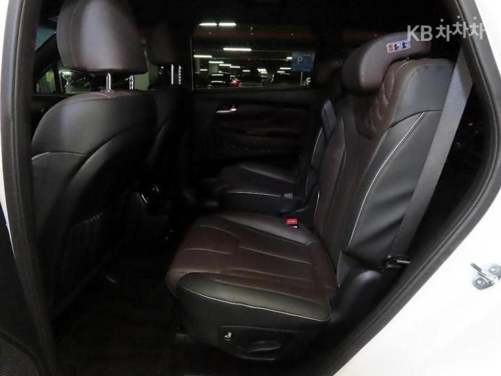 Hyundai Santa Fe TM Diesel 2.2 2WD Prestige 8