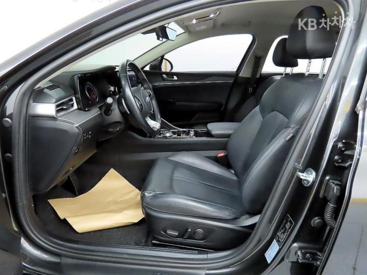 Kia K5 1.6 Gasoline Turbo Prestige 6