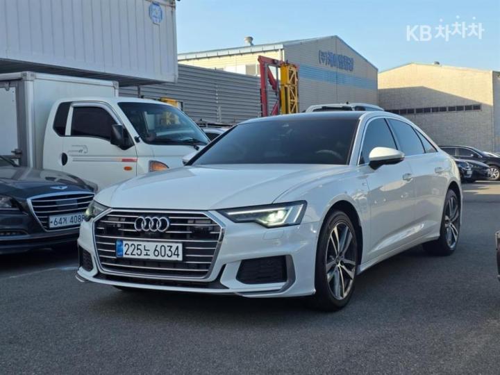 Audi A6 C8 45 TFSI Premium 2