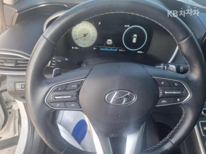 Hyundai Santa Fe TM Diesel 2.2 2WD Prestige 8