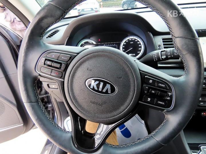Kia Niro 1.6 Noblesse 9
