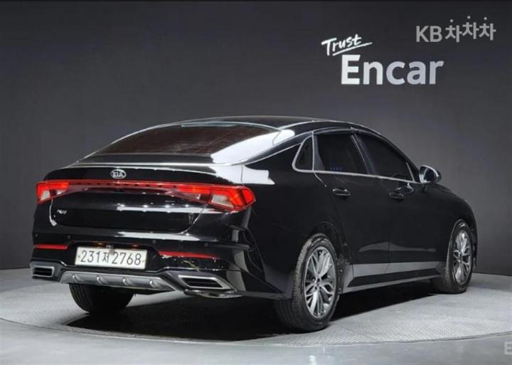 Kia K5 2.0 Gasoline Trendy 3