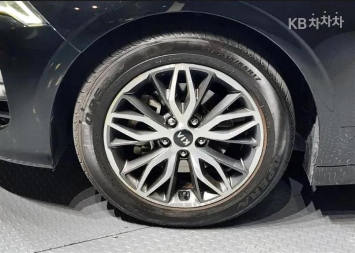 Kia K5 2.0 Gasoline Trendy 5