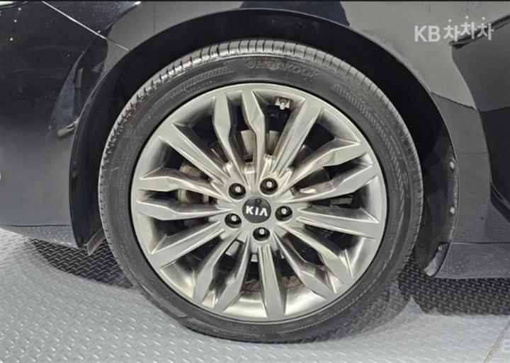 Kia K7 Premier 3.0 GDi Signature 6