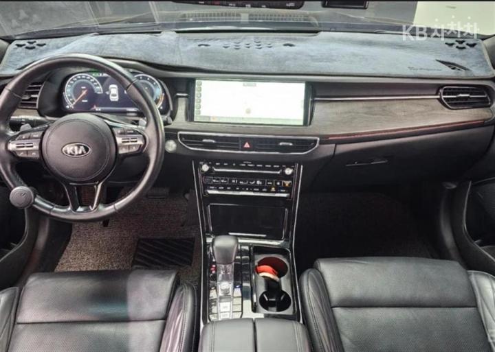 Kia K7 Premier 3.0 GDi Signature 8